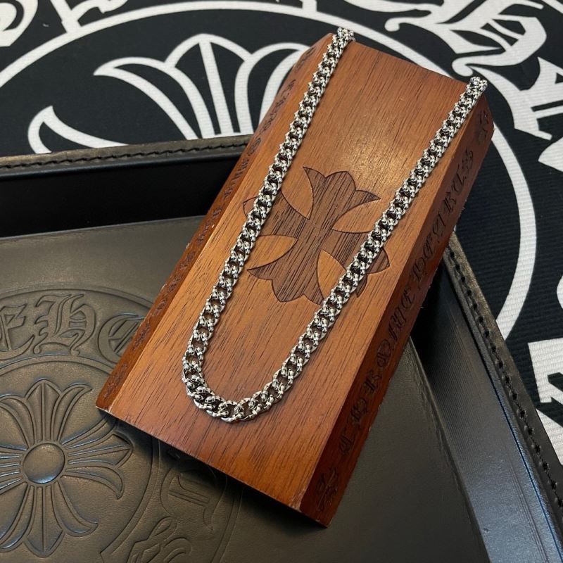 Ch*0me He**ts necklaces